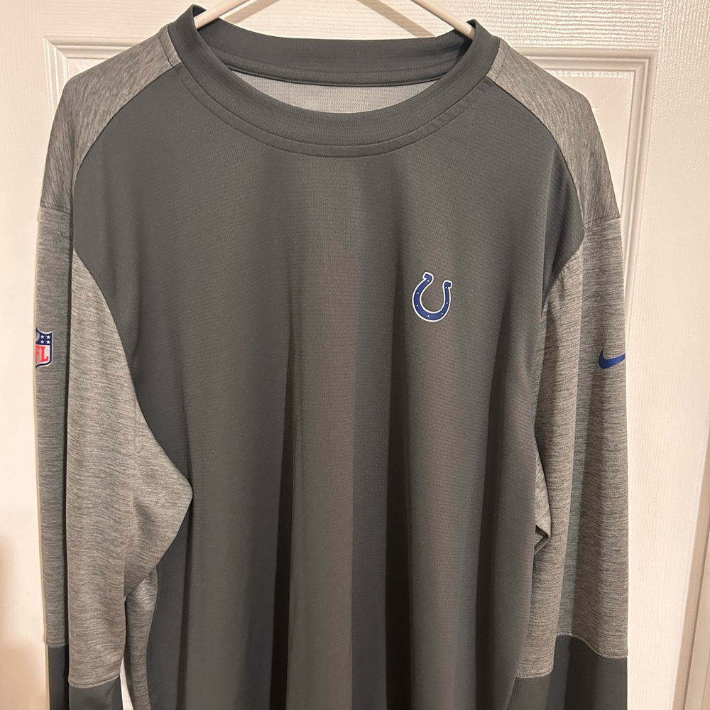 Indianapolis Colts long sleeve Nike Dri fit t-shirt.